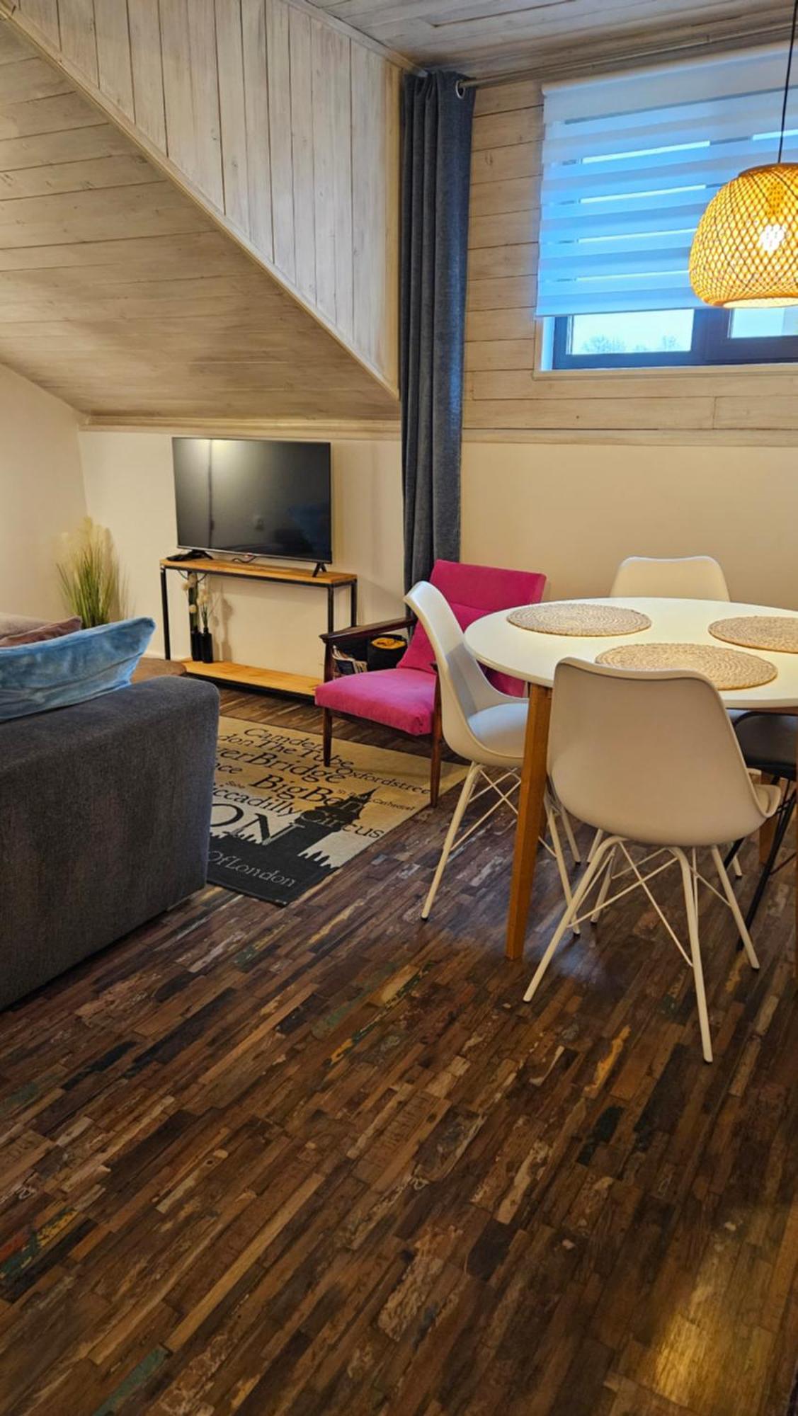 Studio Apartman Gradna ساموبور المظهر الخارجي الصورة